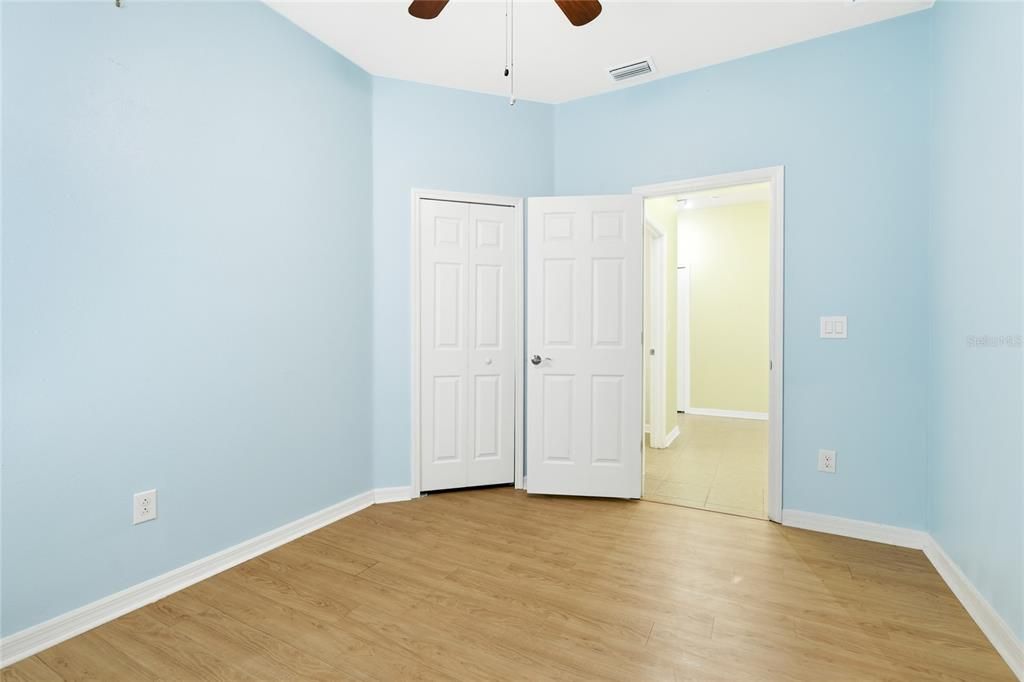 For Sale: $489,500 (4 beds, 2 baths, 1883 Square Feet)