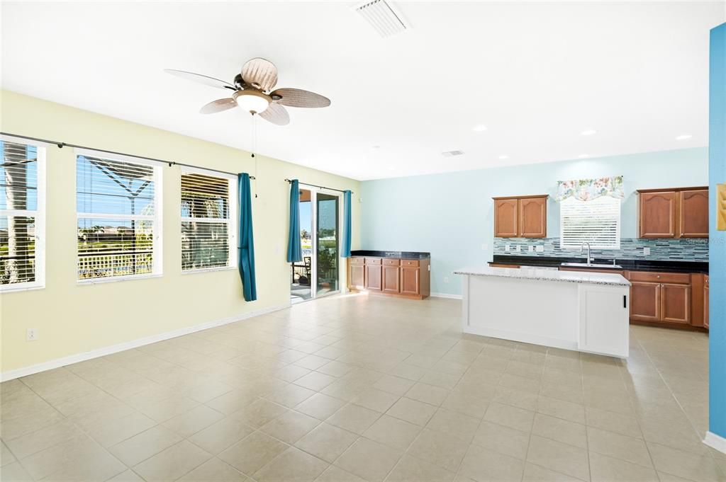 For Sale: $489,500 (4 beds, 2 baths, 1883 Square Feet)