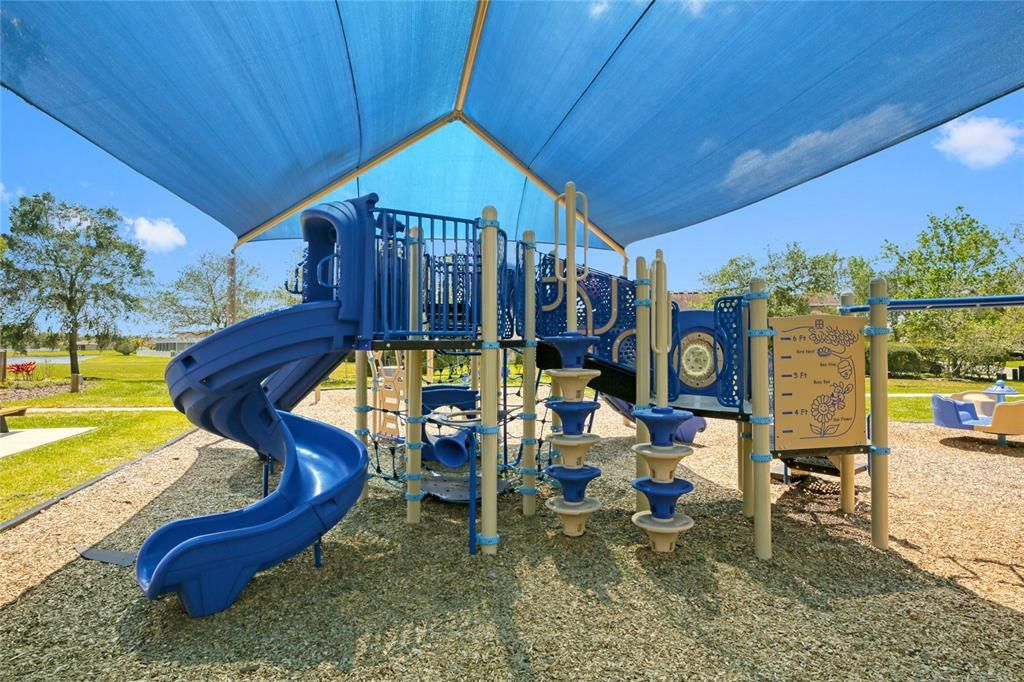 For Sale: $489,500 (4 beds, 2 baths, 1883 Square Feet)