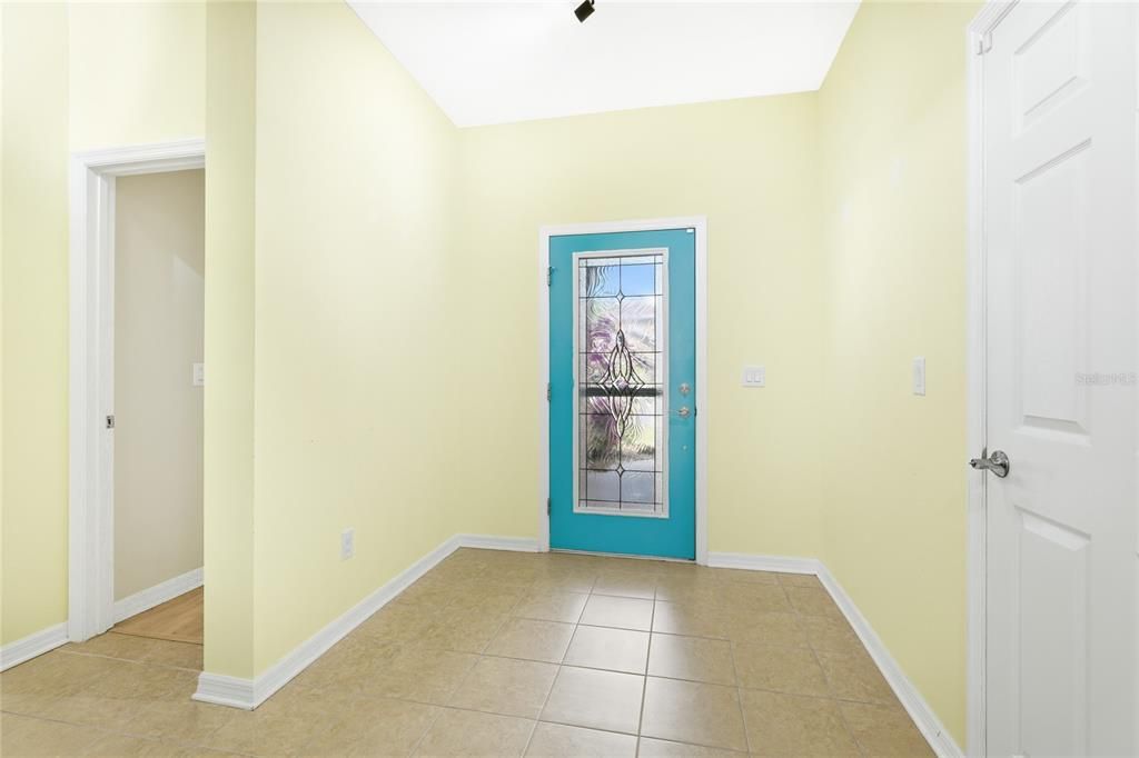 For Sale: $489,500 (4 beds, 2 baths, 1883 Square Feet)