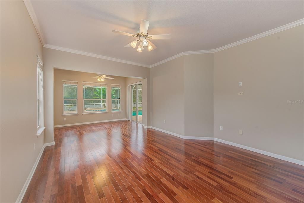 待售: $880,000 (4 贝兹, 3 浴室, 3111 平方英尺)