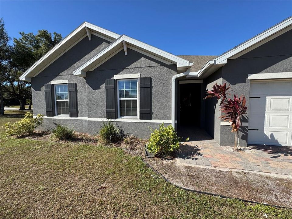 В аренду: $2,045 (4 спален, 2 ванн, 2101 Квадратных фут)