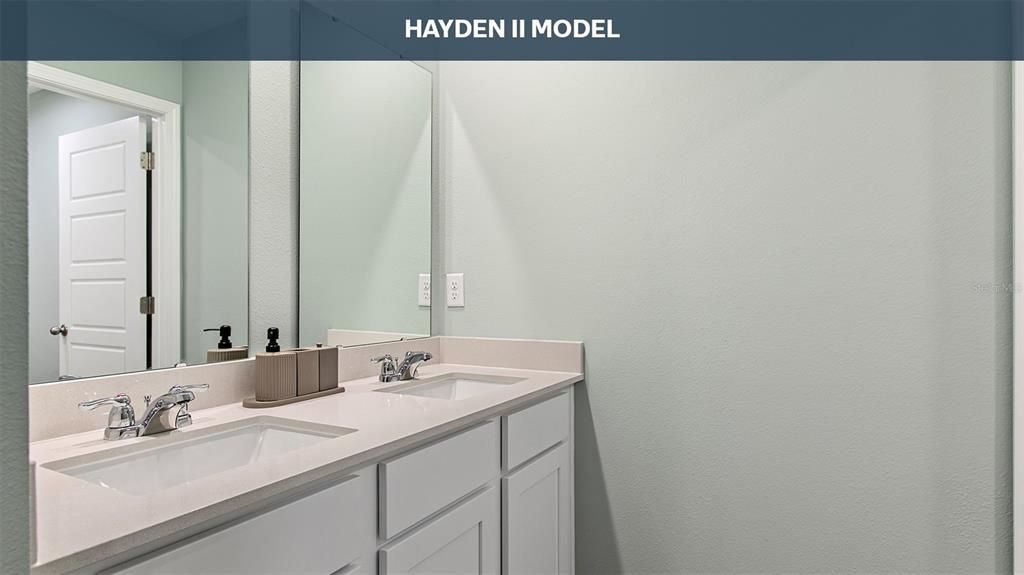 待售: $386,990 (5 贝兹, 3 浴室, 2030 平方英尺)