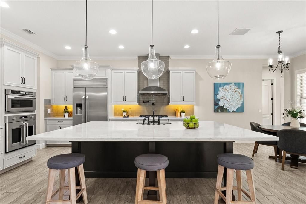 На продажу: $1,399,000 (4 спален, 4 ванн, 3496 Квадратных фут)