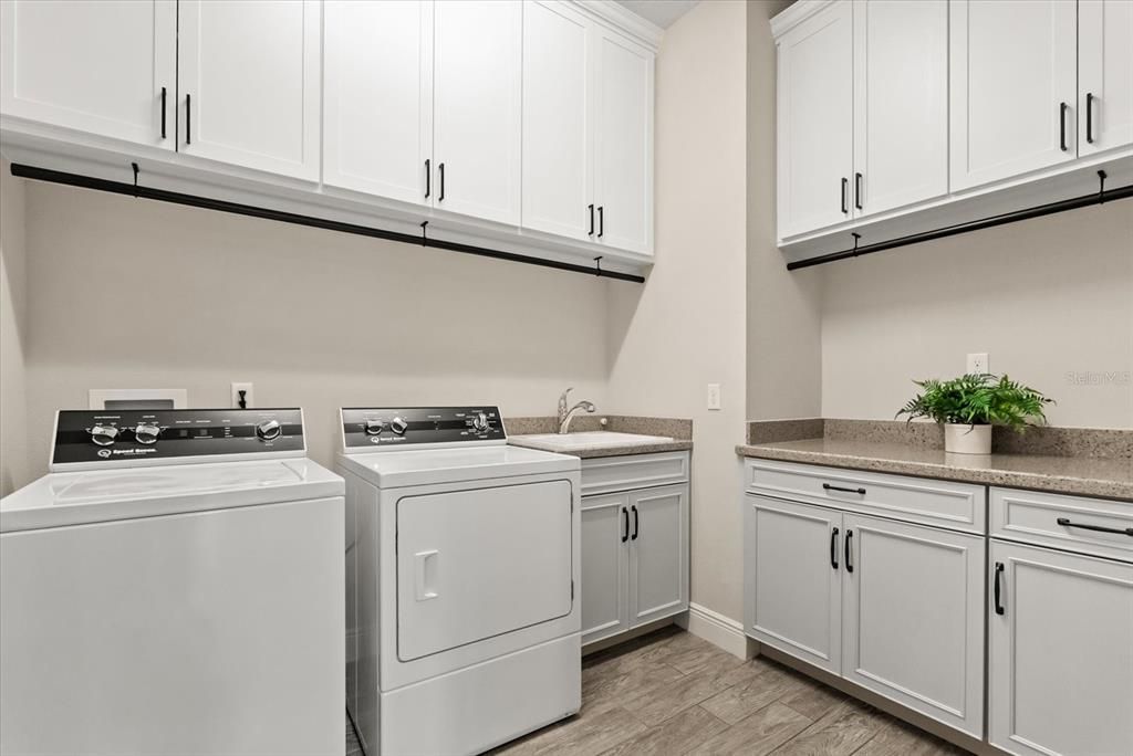 На продажу: $1,399,000 (4 спален, 4 ванн, 3496 Квадратных фут)