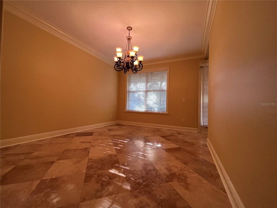 En Renta: $3,950 (3 camas, 2 baños, 1880 Pies cuadrados)