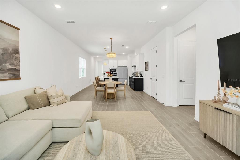 For Sale: $459,000 (3 beds, 3 baths, 1992 Square Feet)