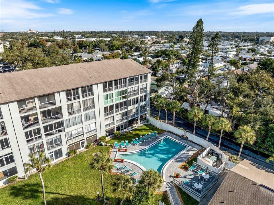 待售: $189,700 (2 贝兹, 2 浴室, 1144 平方英尺)