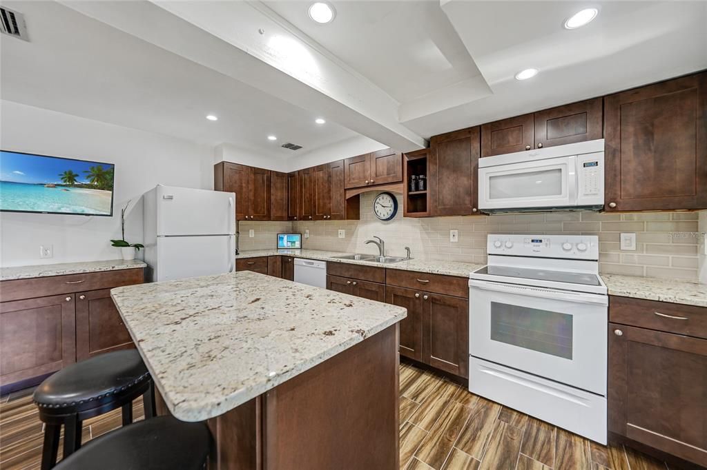 待售: $365,000 (3 贝兹, 2 浴室, 1488 平方英尺)