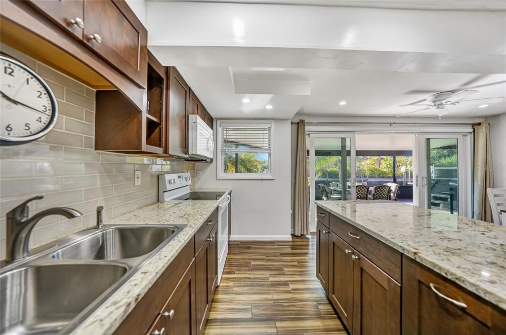 待售: $365,000 (3 贝兹, 2 浴室, 1488 平方英尺)