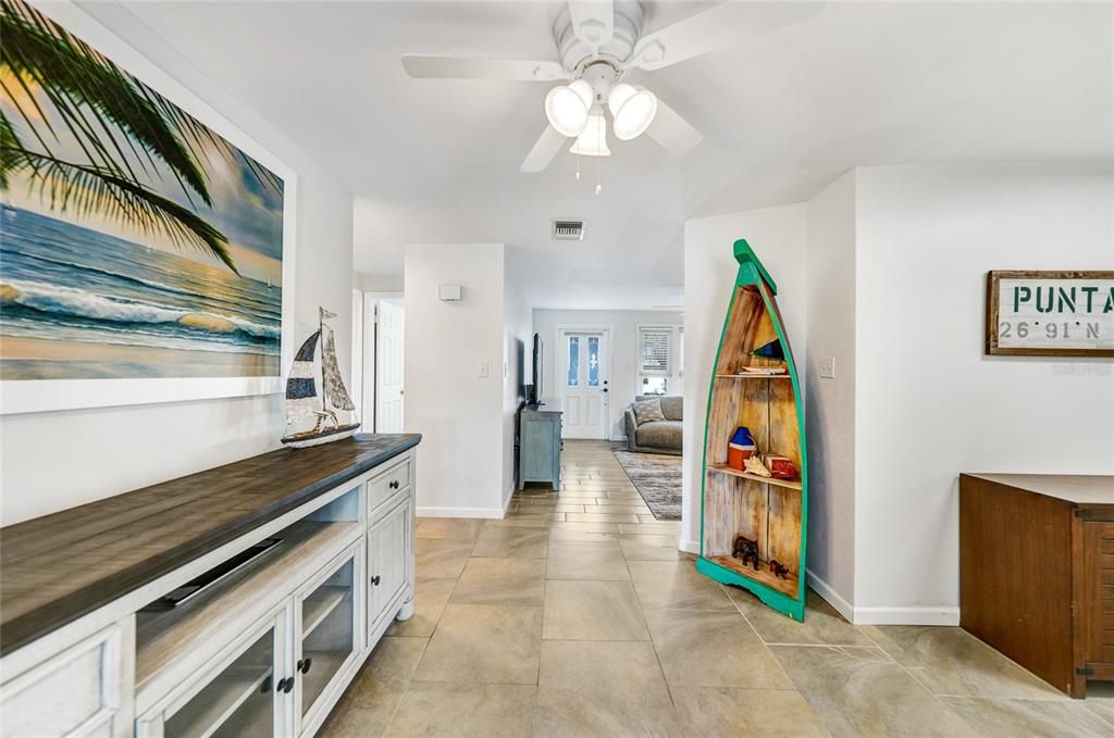 待售: $365,000 (3 贝兹, 2 浴室, 1488 平方英尺)