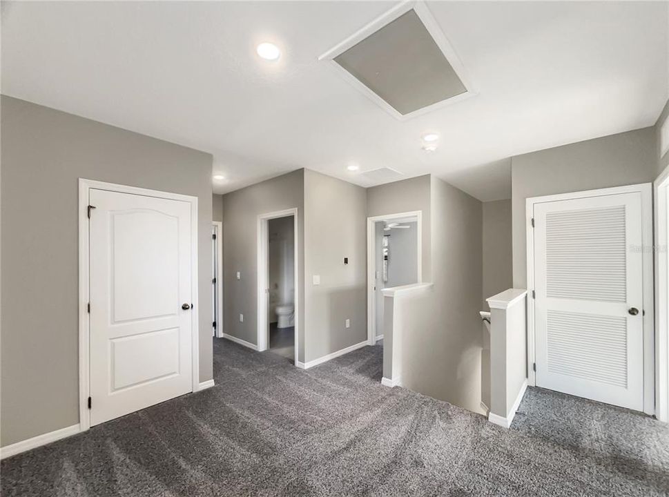 待售: $342,000 (3 贝兹, 2 浴室, 2296 平方英尺)