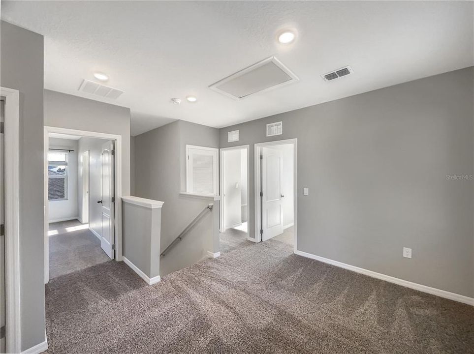 待售: $342,000 (3 贝兹, 2 浴室, 2296 平方英尺)