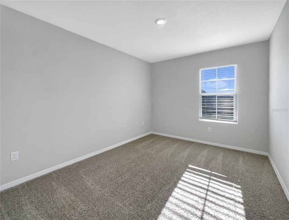 待售: $342,000 (3 贝兹, 2 浴室, 2296 平方英尺)