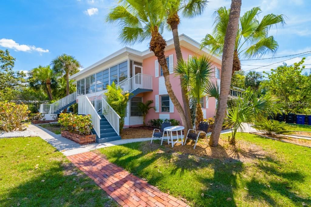 For Sale: $825,000 (4 beds, 0 baths, 2768 Square Feet)