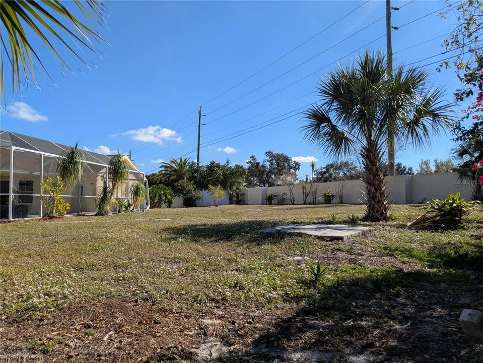 For Sale: $675,000 (3 beds, 2 baths, 2328 Square Feet)