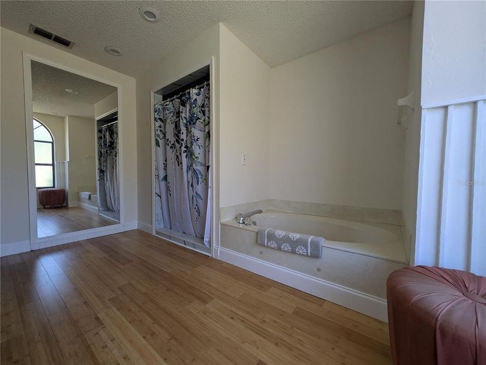 For Sale: $675,000 (3 beds, 2 baths, 2328 Square Feet)