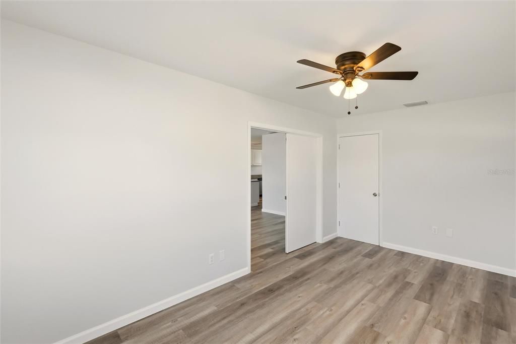 For Sale: $399,000 (3 beds, 2 baths, 1316 Square Feet)