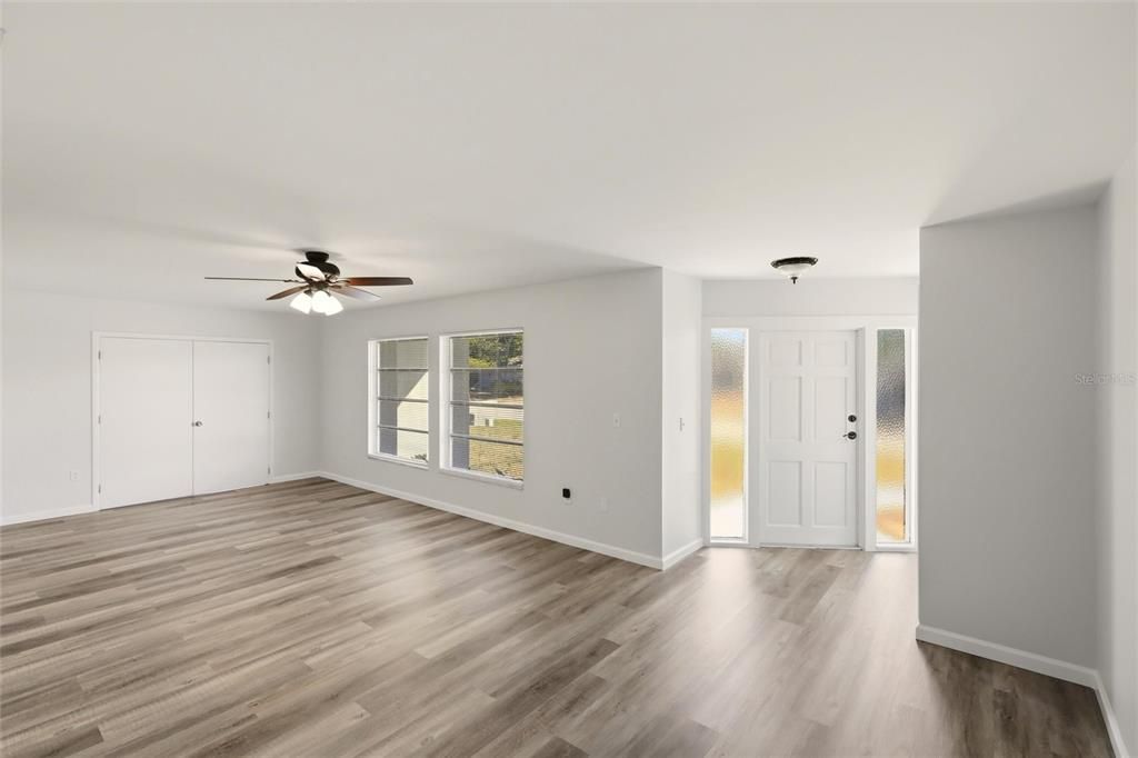 For Sale: $399,000 (3 beds, 2 baths, 1316 Square Feet)
