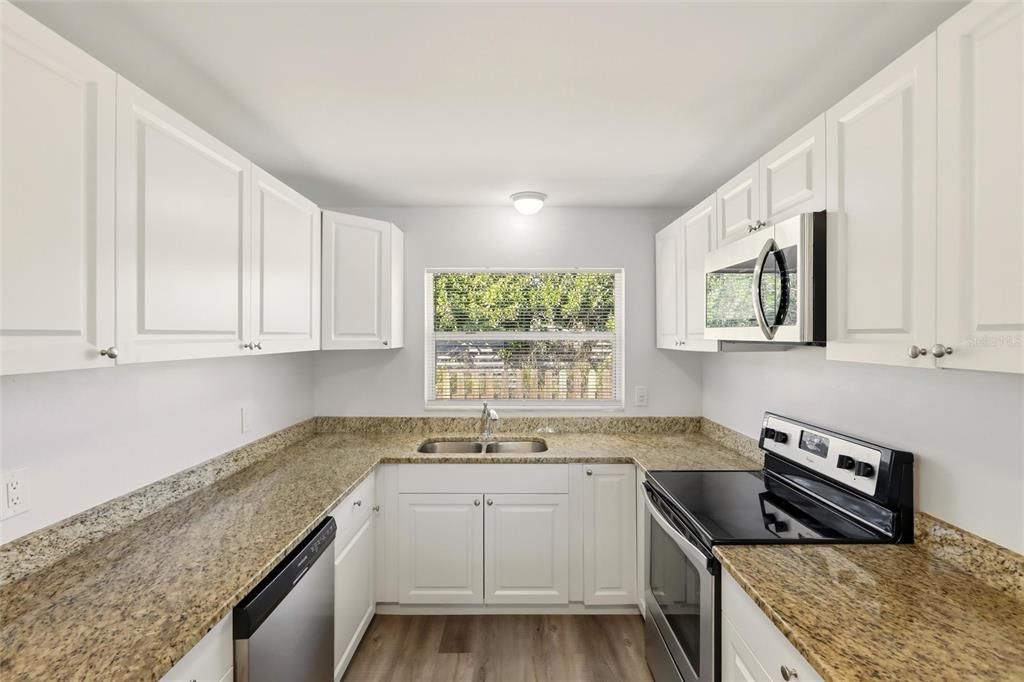 For Sale: $399,000 (3 beds, 2 baths, 1316 Square Feet)