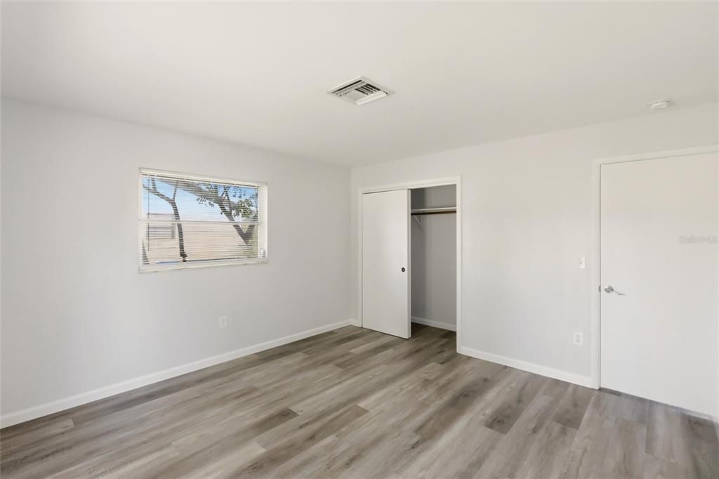 For Sale: $399,000 (3 beds, 2 baths, 1316 Square Feet)