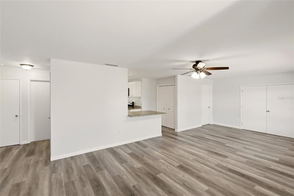 For Sale: $399,000 (3 beds, 2 baths, 1316 Square Feet)