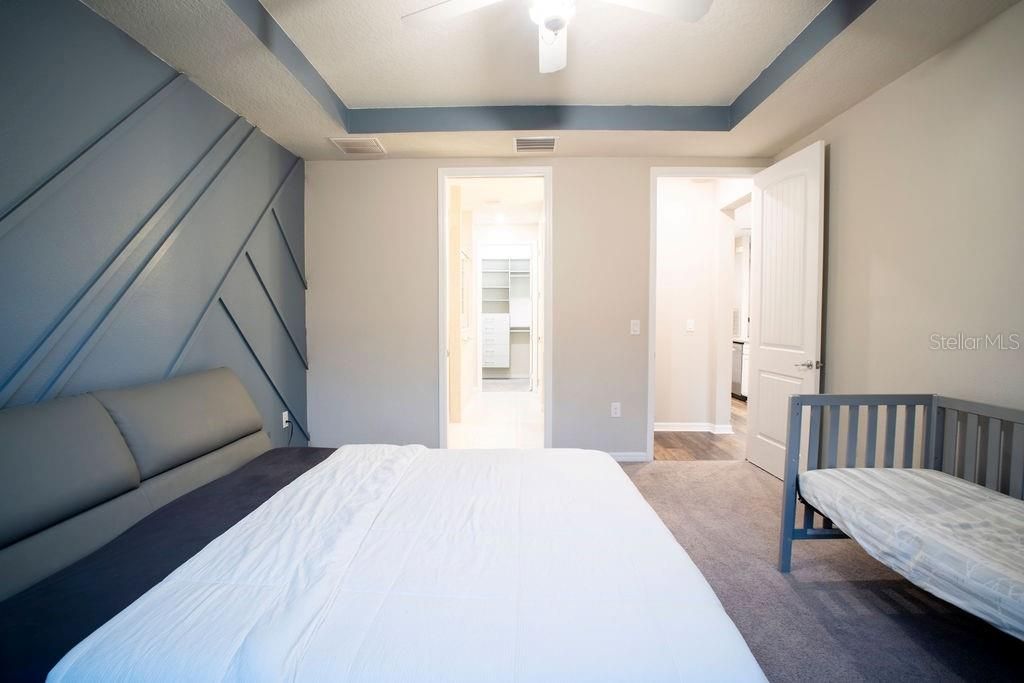 En Venta: $589,999 (4 camas, 3 baños, 2754 Pies cuadrados)