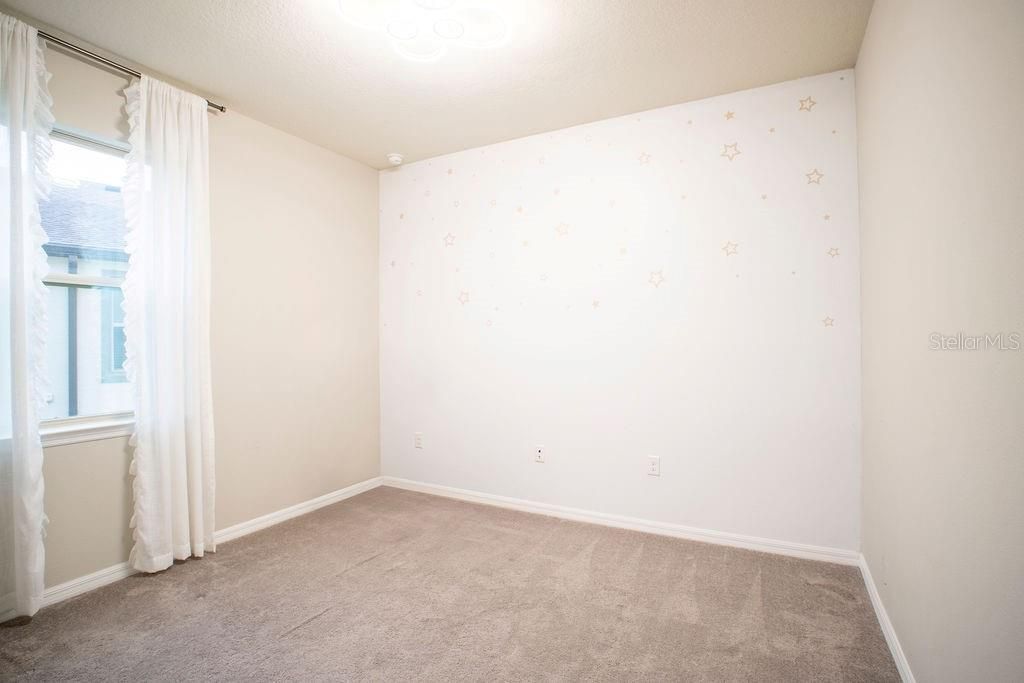 En Venta: $589,999 (4 camas, 3 baños, 2754 Pies cuadrados)