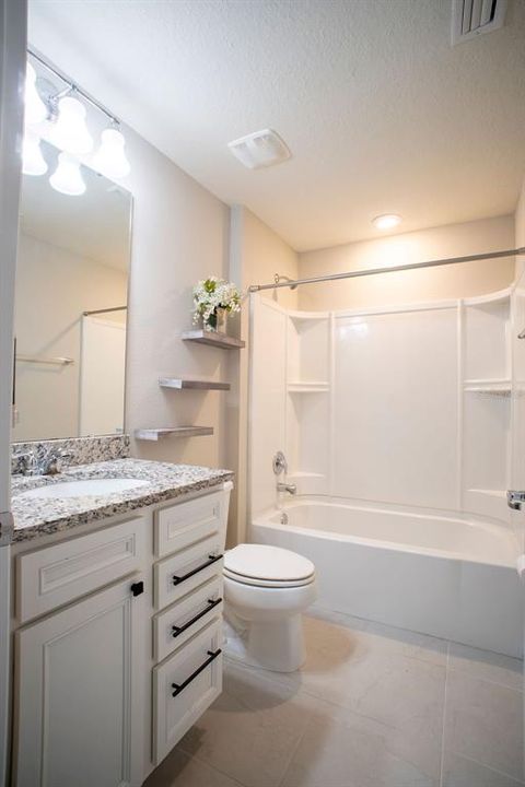 En Venta: $589,999 (4 camas, 3 baños, 2754 Pies cuadrados)