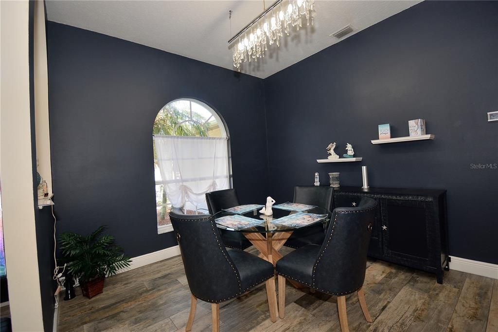 На продажу: $489,000 (3 спален, 2 ванн, 1779 Квадратных фут)