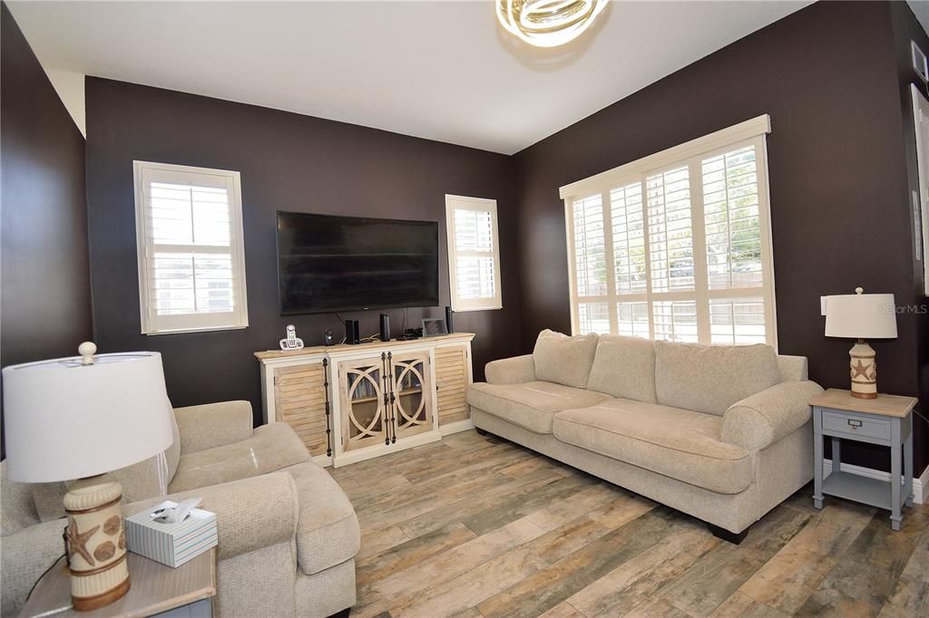 На продажу: $489,000 (3 спален, 2 ванн, 1779 Квадратных фут)