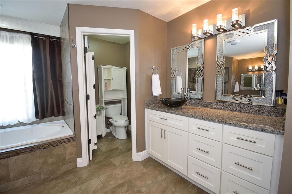 На продажу: $489,000 (3 спален, 2 ванн, 1779 Квадратных фут)