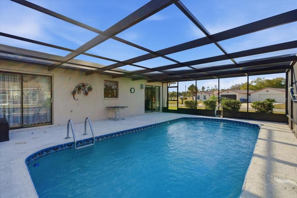 待售: $308,000 (3 贝兹, 2 浴室, 1624 平方英尺)