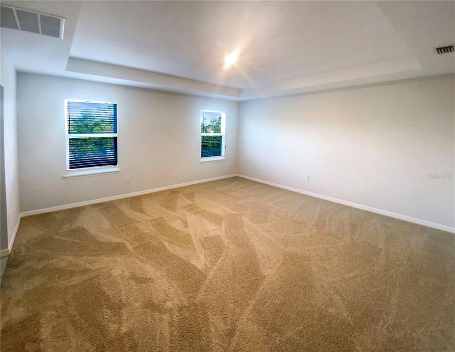 待售: $443,000 (5 贝兹, 3 浴室, 2811 平方英尺)