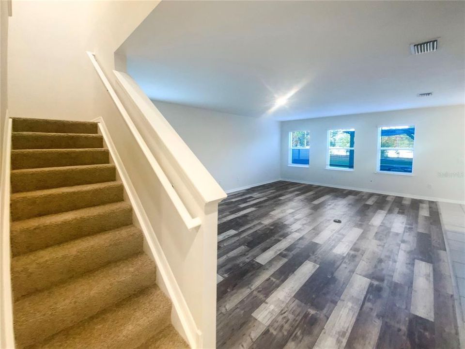 待售: $443,000 (5 贝兹, 3 浴室, 2811 平方英尺)