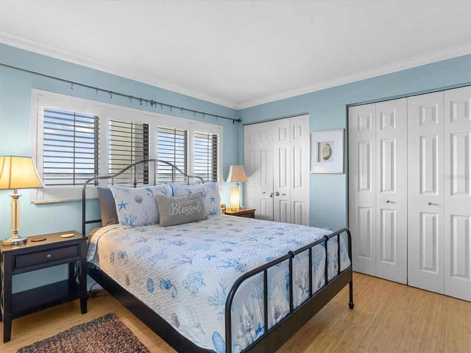 На продажу: $849,000 (2 спален, 2 ванн, 1152 Квадратных фут)