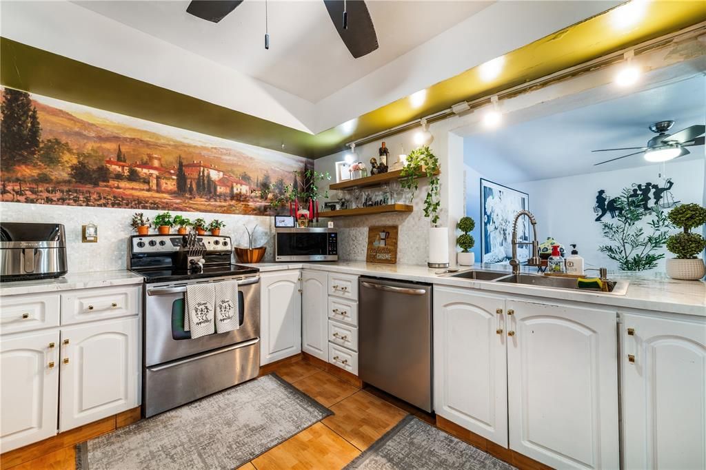 For Sale: $825,000 (4 beds, 3 baths, 2003 Square Feet)