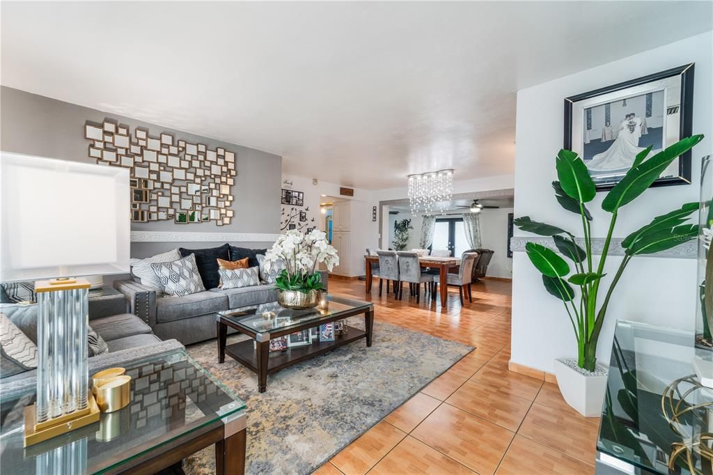 For Sale: $825,000 (4 beds, 3 baths, 2003 Square Feet)