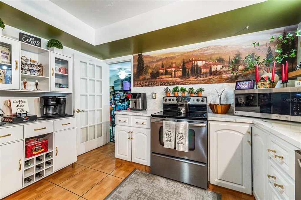 For Sale: $825,000 (4 beds, 3 baths, 2003 Square Feet)