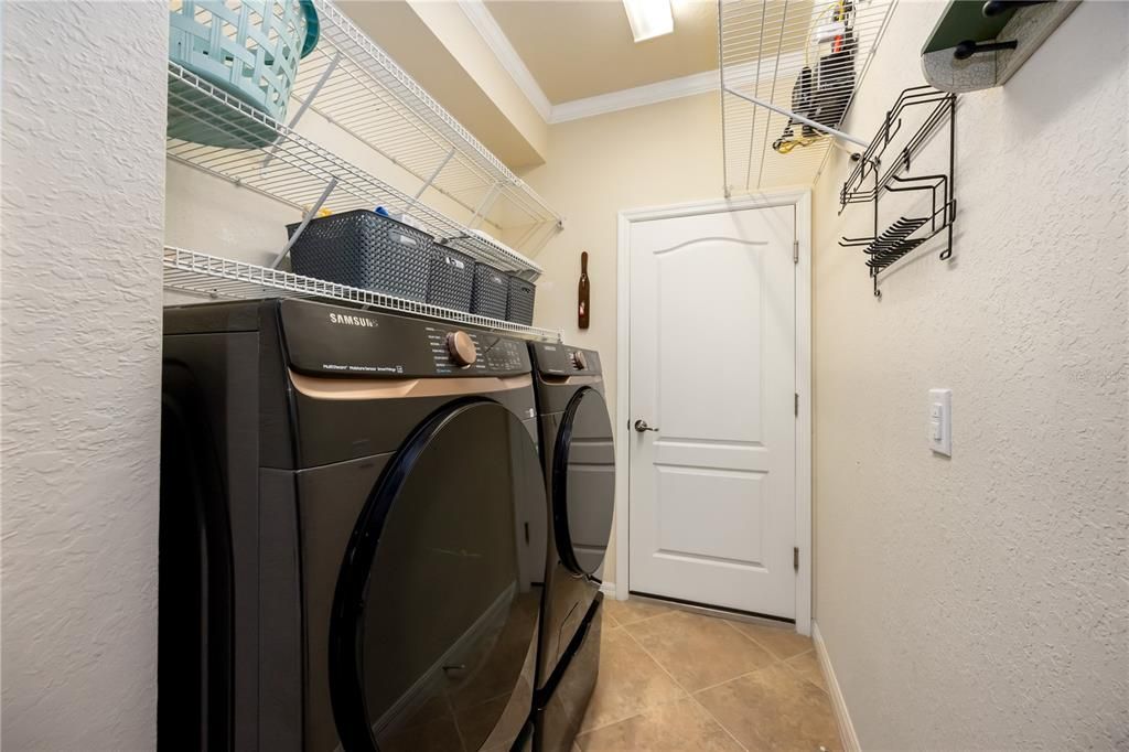 待售: $599,000 (4 贝兹, 2 浴室, 2251 平方英尺)