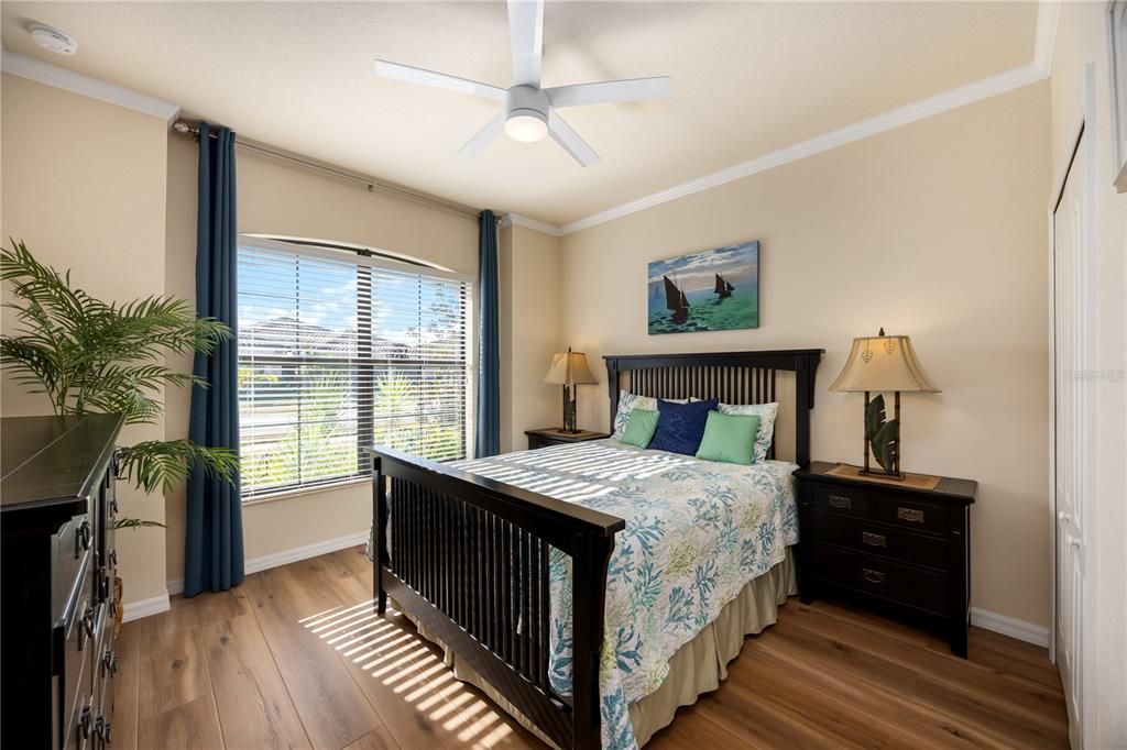 待售: $599,000 (4 贝兹, 2 浴室, 2251 平方英尺)