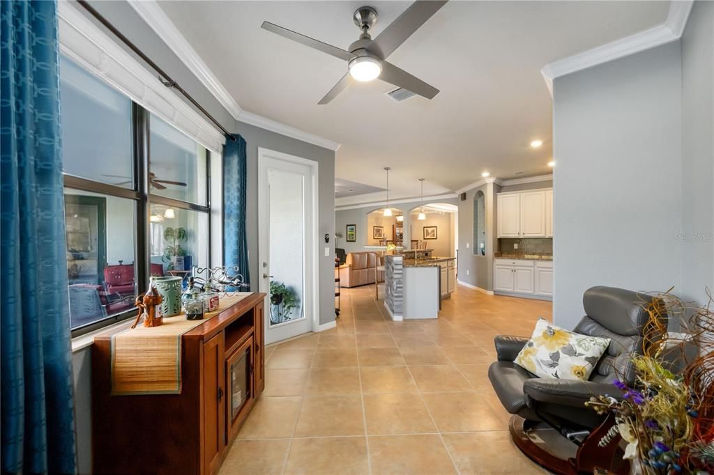 待售: $599,000 (4 贝兹, 2 浴室, 2251 平方英尺)