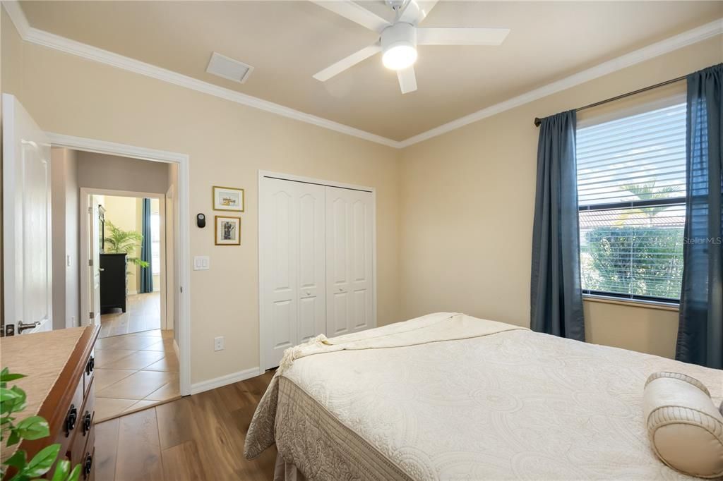 待售: $599,000 (4 贝兹, 2 浴室, 2251 平方英尺)