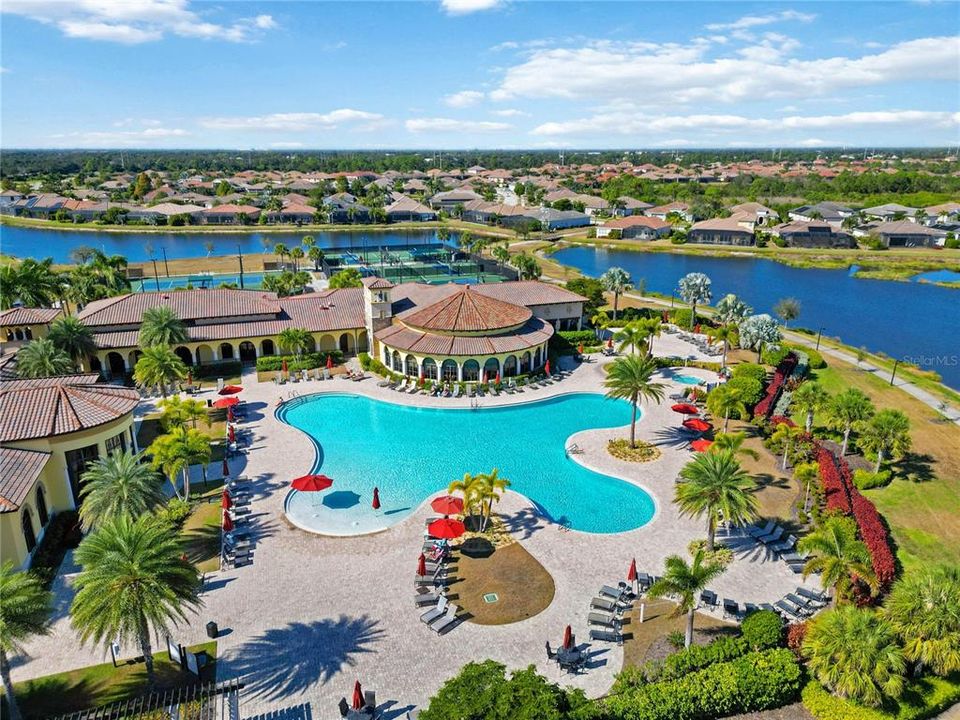 待售: $599,000 (4 贝兹, 2 浴室, 2251 平方英尺)