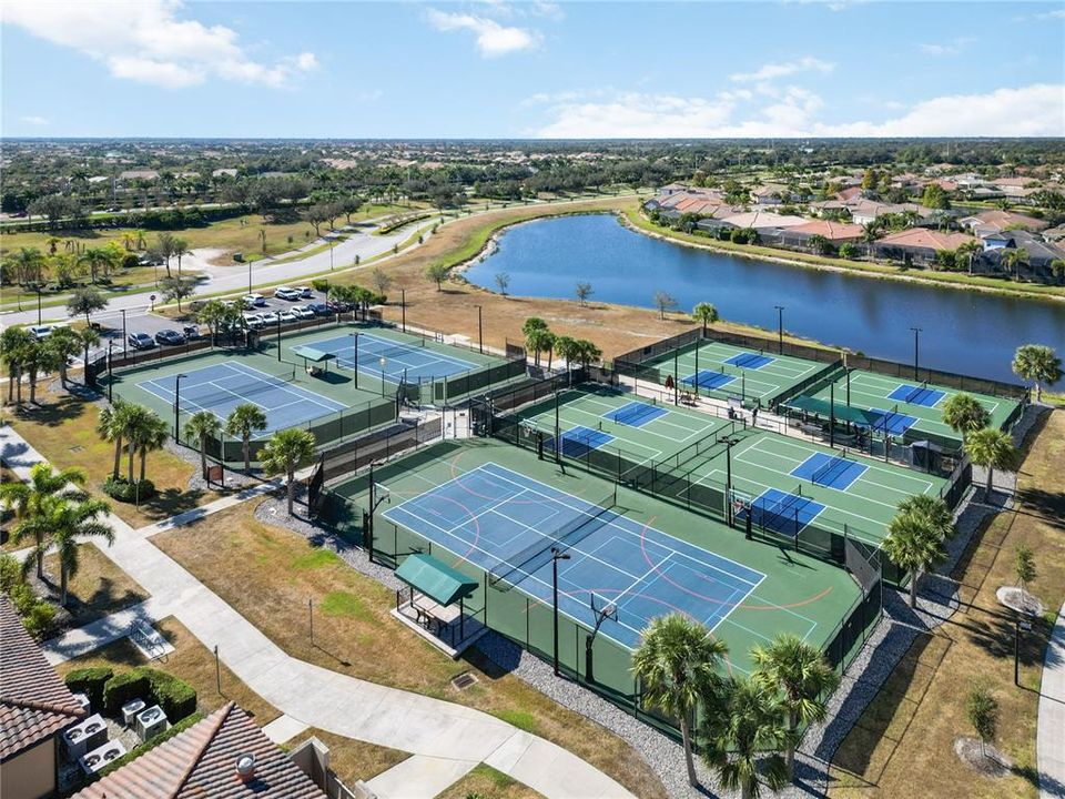 待售: $599,000 (4 贝兹, 2 浴室, 2251 平方英尺)