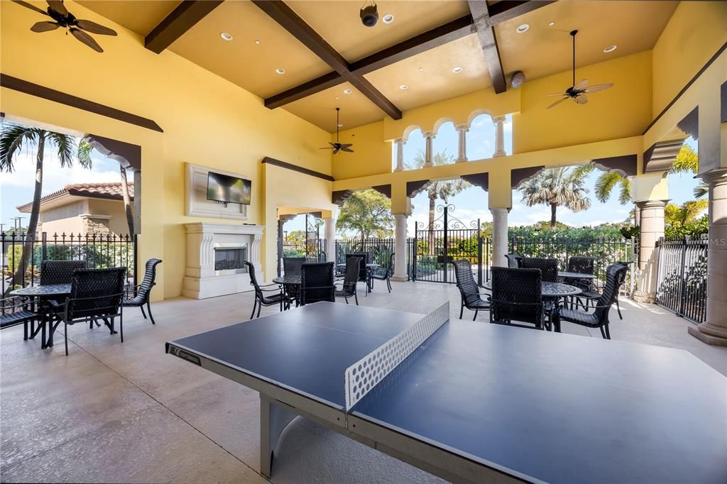 待售: $599,000 (4 贝兹, 2 浴室, 2251 平方英尺)