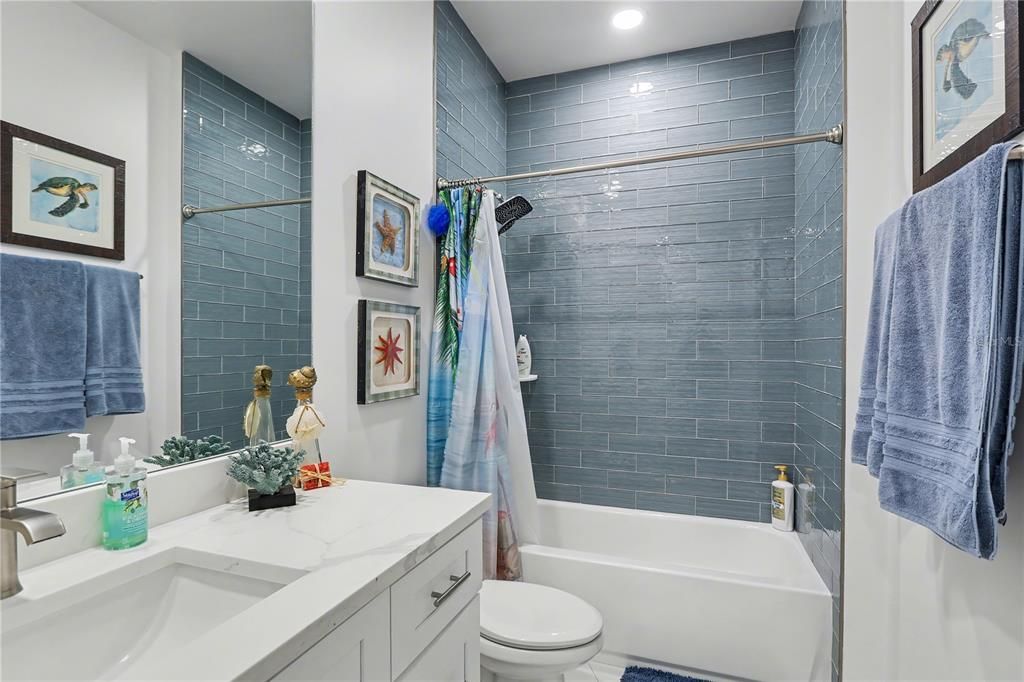 待售: $659,900 (3 贝兹, 2 浴室, 2351 平方英尺)