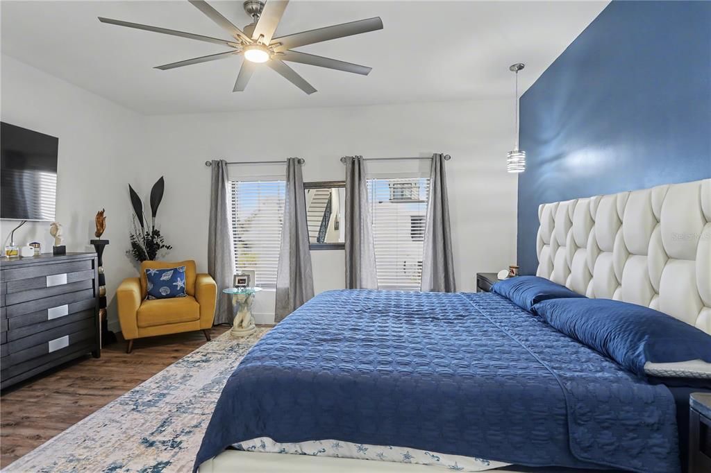 待售: $659,900 (3 贝兹, 2 浴室, 2351 平方英尺)