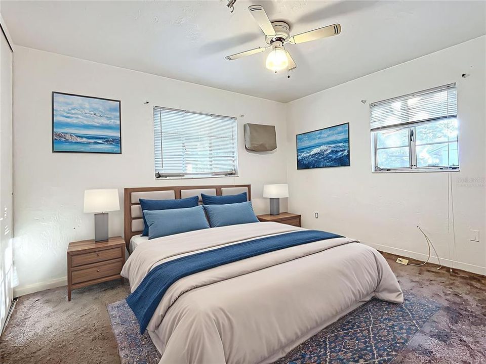 For Sale: $169,900 (2 beds, 1 baths, 776 Square Feet)