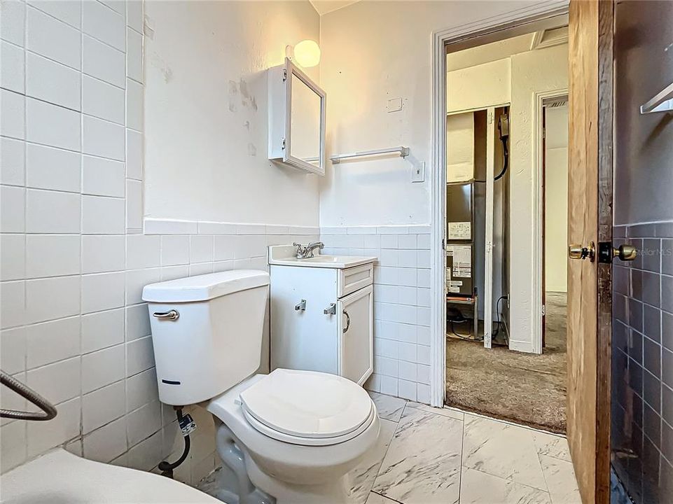 For Sale: $169,900 (2 beds, 1 baths, 776 Square Feet)